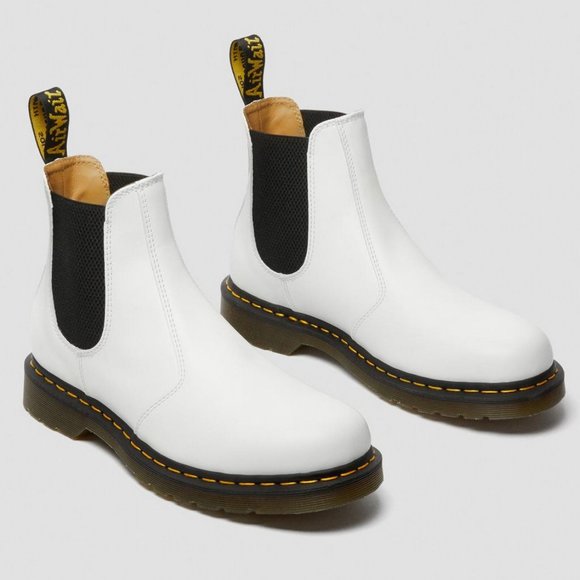 2976 Yellow Stitch Smooth Leather Chelsea Boots Dr. Martens